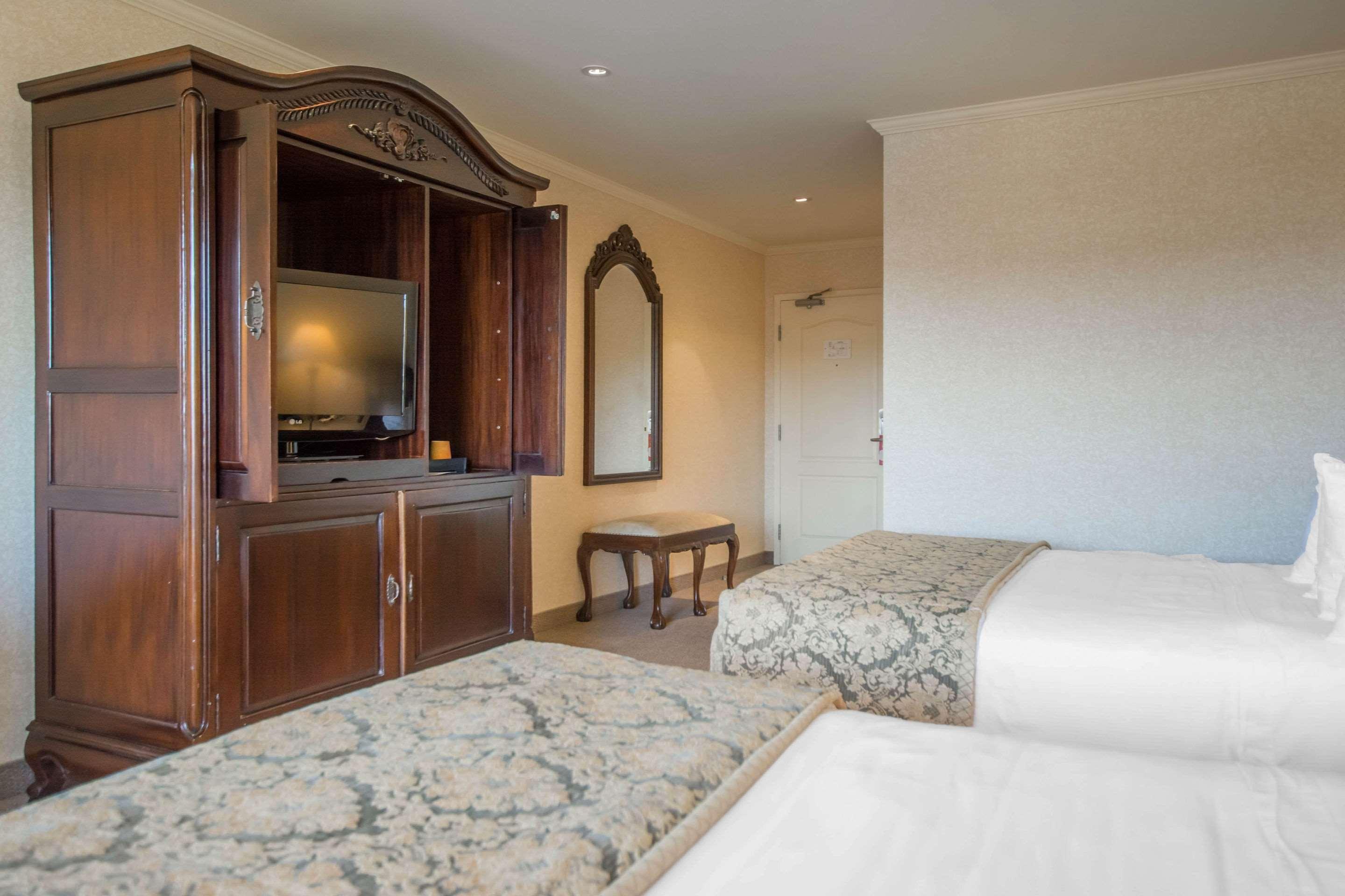 St Christophe Hotel & Spa, Ascend Hotel Collection Granby Extérieur photo
