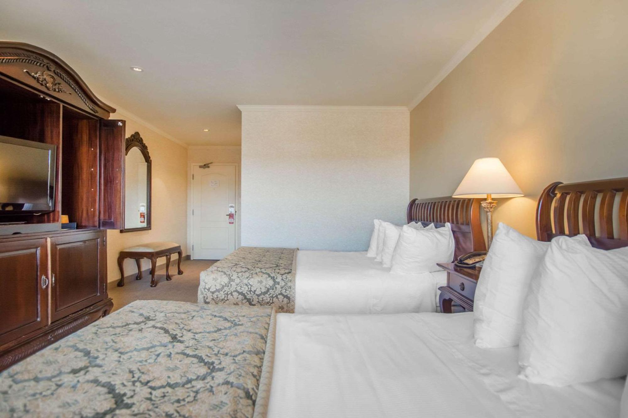 St Christophe Hotel & Spa, Ascend Hotel Collection Granby Extérieur photo